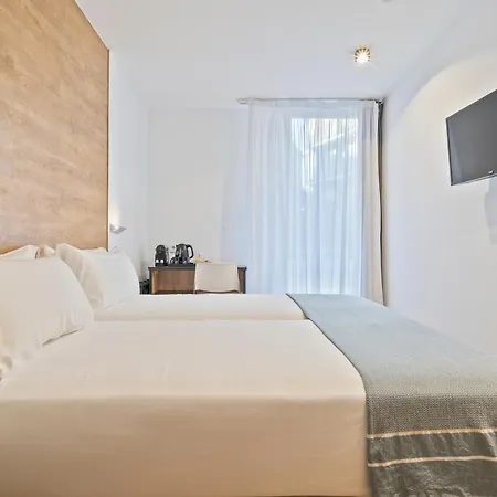 Uma Ondarreta Hotel *
