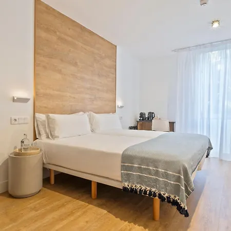 Colectia Ondarreta Hotel San Sebastian